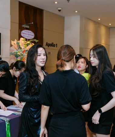 NGƯỜI MỚI CHẠY SỰ KIỆN VÀ LỐI ĐI ĐÚNG ĐẮN - TRƯỜNG THÀNH TỪ ÁP LỰC  