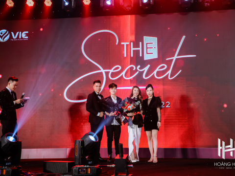 THE SECRET - RA MẮT THẠCH BÍ ĐỎ CHEN V.I.C 