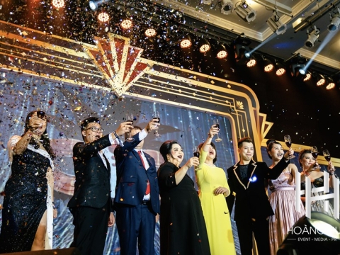 THE STARS PMU SHOW 2021 – NƠI NGÀN SAO HỘI TỤ