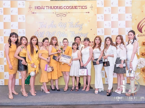 TRI ÂN HỆ THỐNG HOÀI THƯƠNG COSMETIC