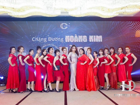 HỘI NGHỊ CAO CẤP MỸ PHẨM CC.WHITE 2018 