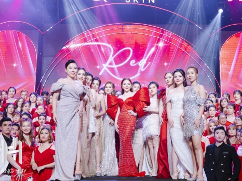 RED EVENT - RA MẮT SẢN PHẨM RED ALGAE SLIMMING - QUEENIE SKIN 