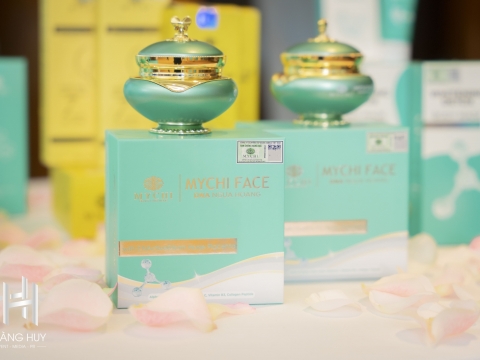 SỰ KIỆN RA MẮT VÀ ROADSHOW SẢN PHẨM SERUM LÁ VÀNG MYCHI - NƠI TINH HOA HỘI TỤ 