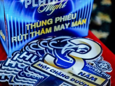 HUYỀN PHI | PLATINUM NIGHT – 3 NĂM MỘT CHẶNG ĐƯỜNG