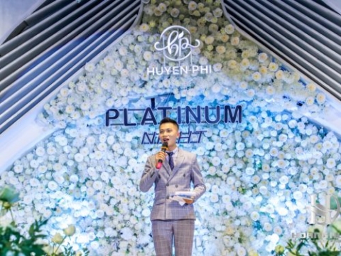 HUYỀN PHI | PLATINUM NIGHT – 3 NĂM MỘT CHẶNG ĐƯỜNG