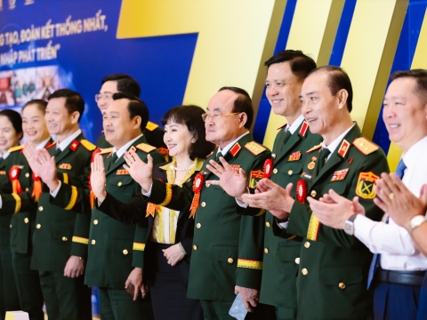 LỄ ĐÓN NHẬN HUÂN CHƯƠNG LAO ĐỘNG HẠNG NHÌ & SỰ KIỆN KỶ NIỆM 25 NĂM NGÀY TRUYỀN THỐNG CÔNG TY TÂY NAM 