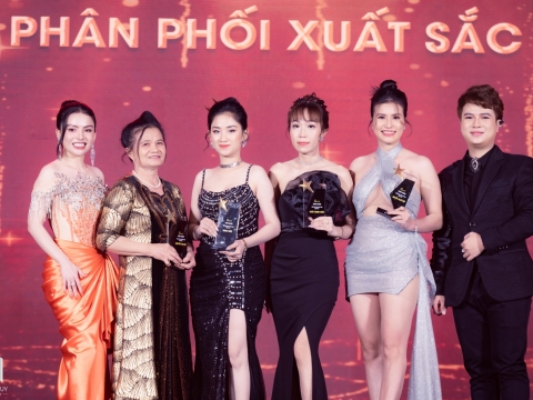 LAVIDA – SỐNG TRỌN TỪNG KHOẢNH KHẮC | YEAR END PARTY COMI VIET NAM