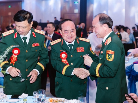 LỄ ĐÓN NHẬN HUÂN CHƯƠNG LAO ĐỘNG HẠNG NHÌ & SỰ KIỆN KỶ NIỆM 25 NĂM NGÀY TRUYỀN THỐNG CÔNG TY TÂY NAM 