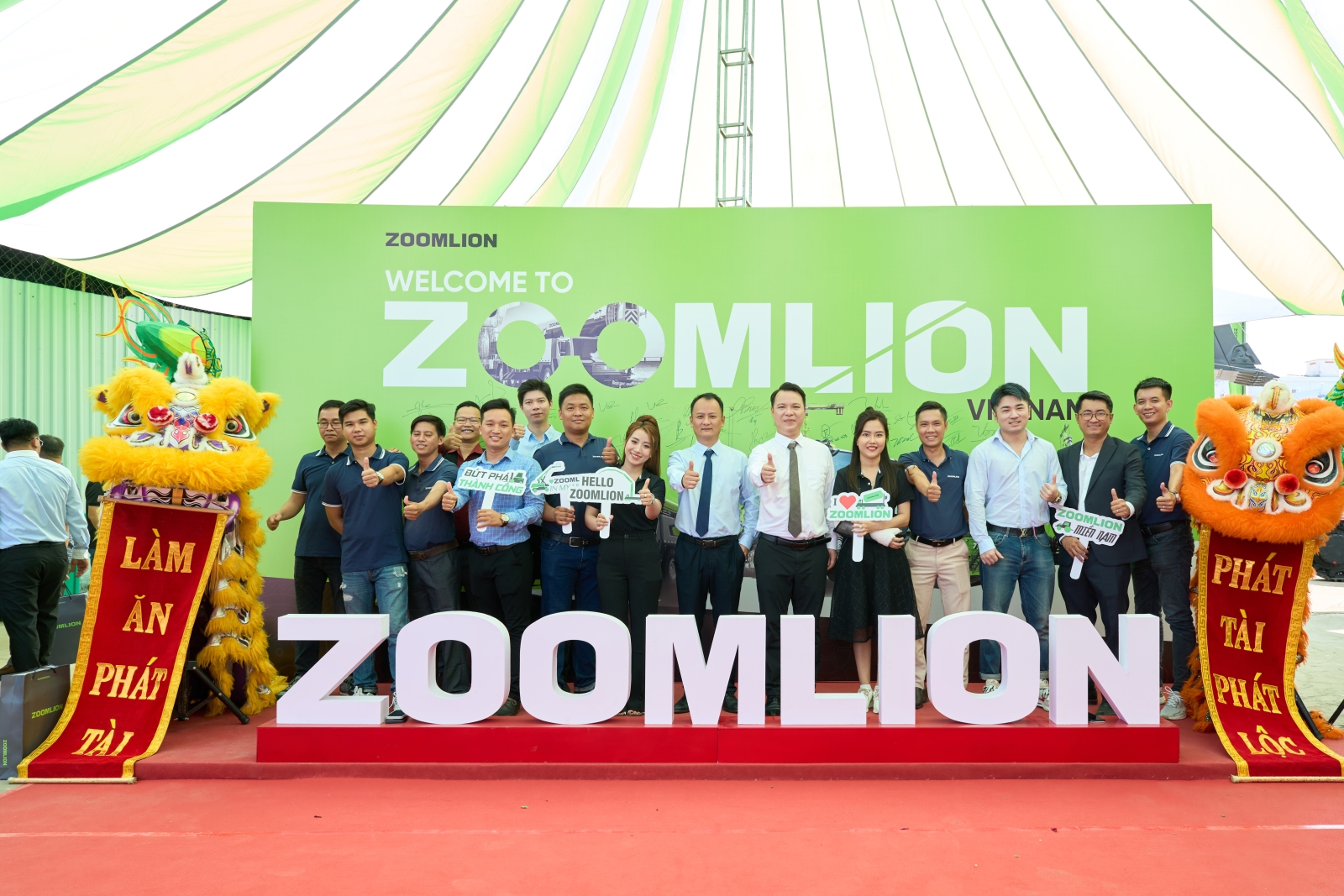 TƯNG BỪNG KHAI TRƯƠNG TRUNG TÂM THIẾT BỊ ZOOMLION MIỀN NAM VIỆT NAM